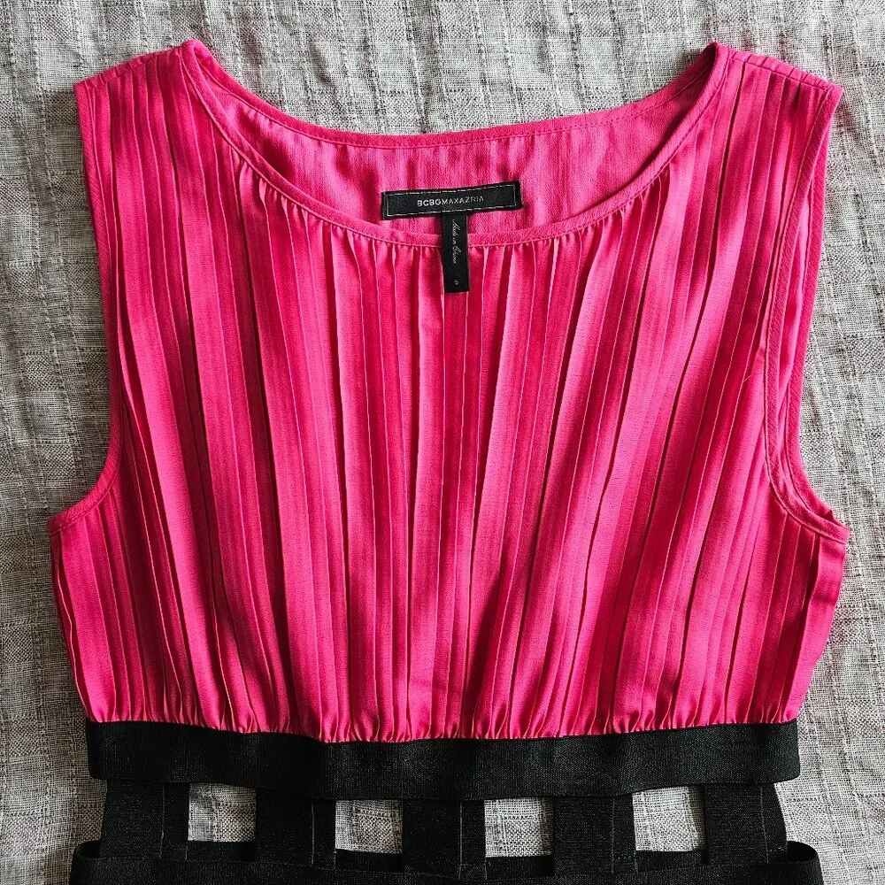 Gisele Pleated Sleeveless A-Line Midi Dress with Dust Bag S Hot Pink - Picture 6 of 10